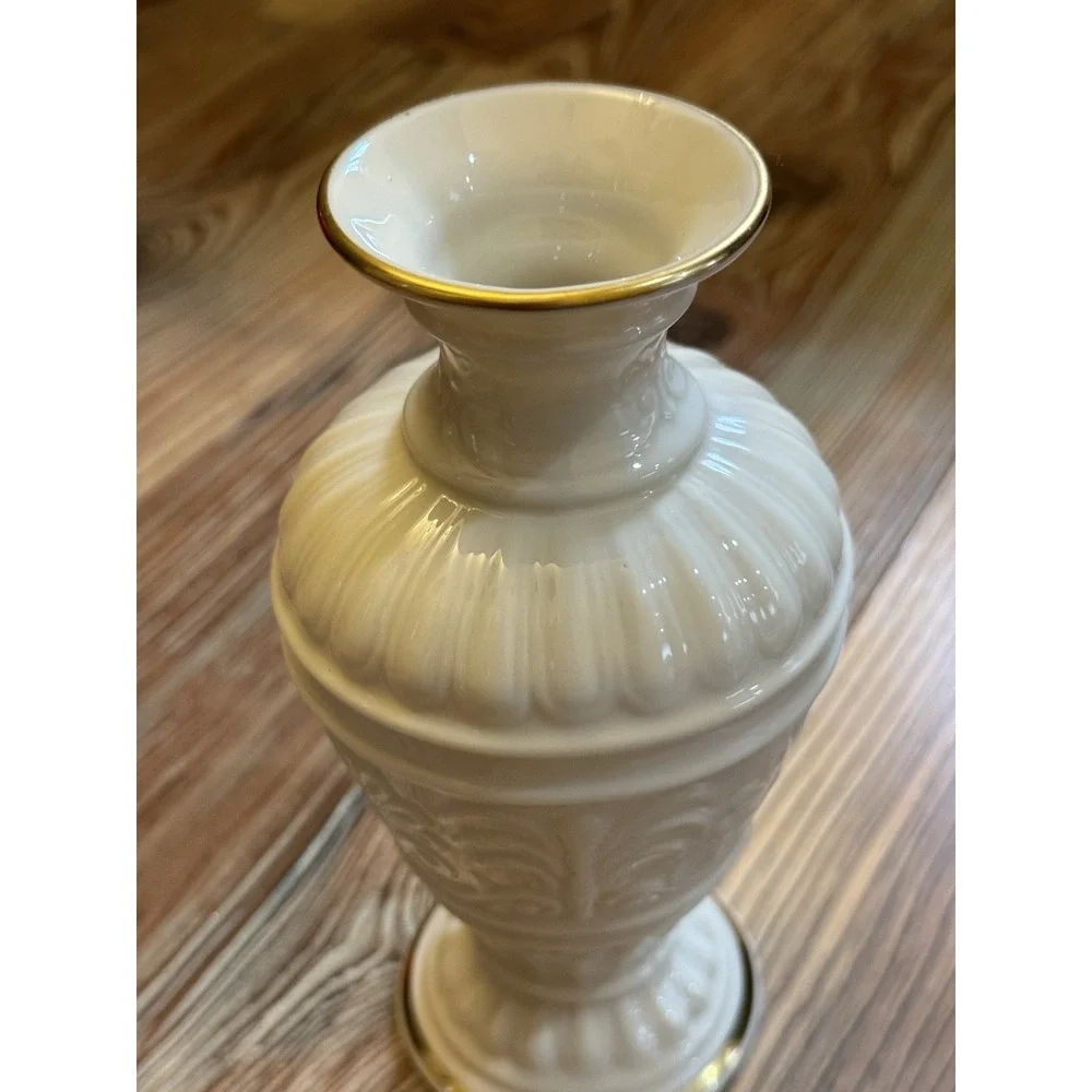 LENOX ATHENIAN COLLECTION VASE 7